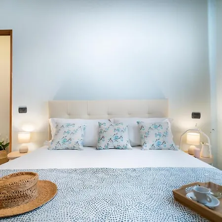 Hidden Garden & Sorrento