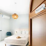 Hidden Garden & 4* Σορέντο