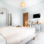 Hidden Garden & Bed and Breakfast 4*