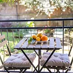 Bed and Breakfast Hidden Garden & 4*