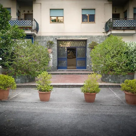 Hidden Garden & Bed & Breakfast