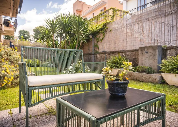 Bed and breakfast Hidden Garden &