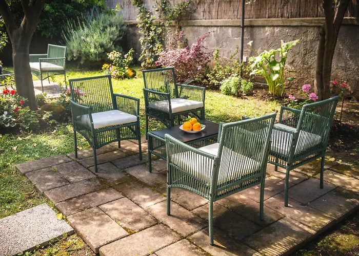 Bed and breakfast Hidden Garden & 4*