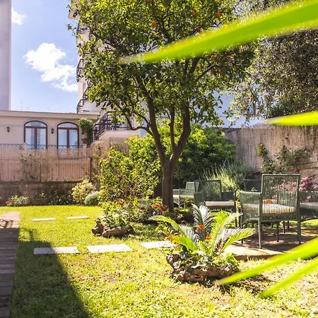 Hidden Garden & Sorrento